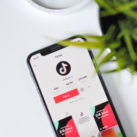 TikTok vs Instagram: Which is Best for Business?